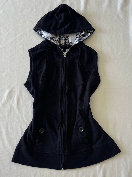 Tops - Women's Black Sleeveless Hooded Zip-Up Vest Casual Peplum Hoodie Jacket